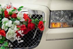 Свадебное украшение автомобилей 